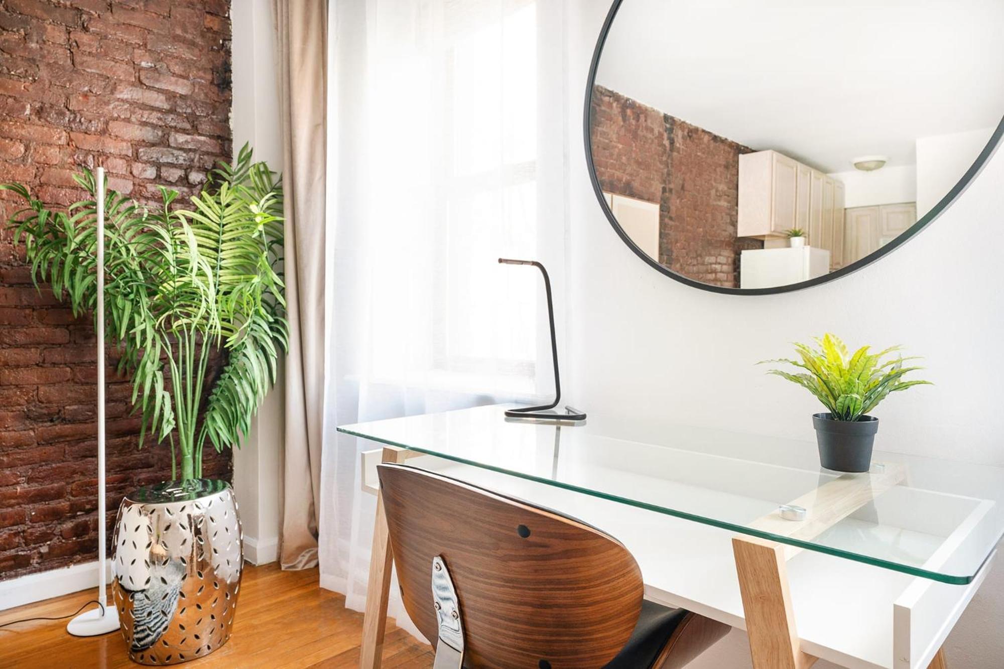 350-1a Gramercy New 1br Sleeps3 Newly Furnished Apartment