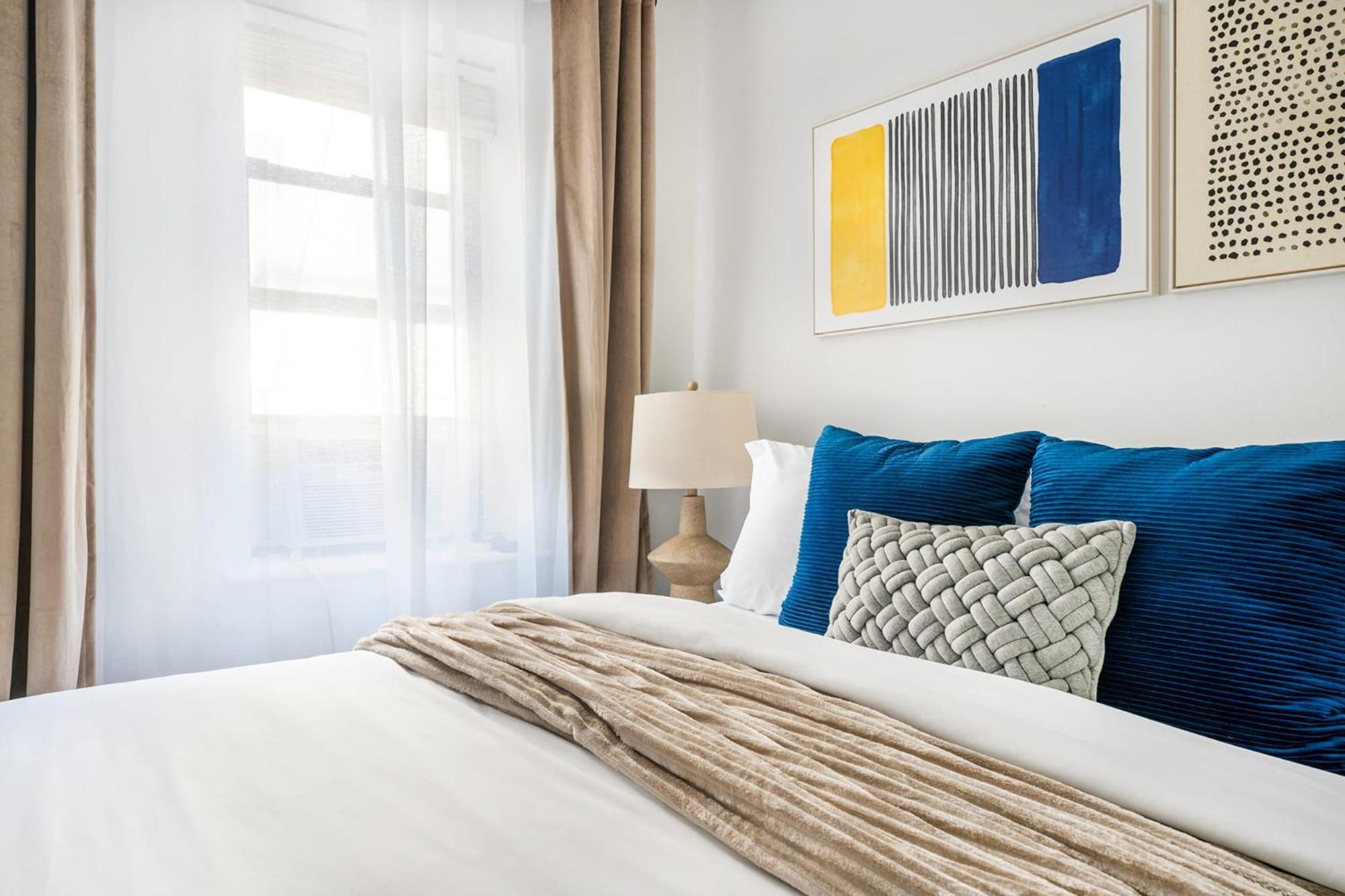 350-1a Gramercy New 1br Sleeps3 Newly Furnished